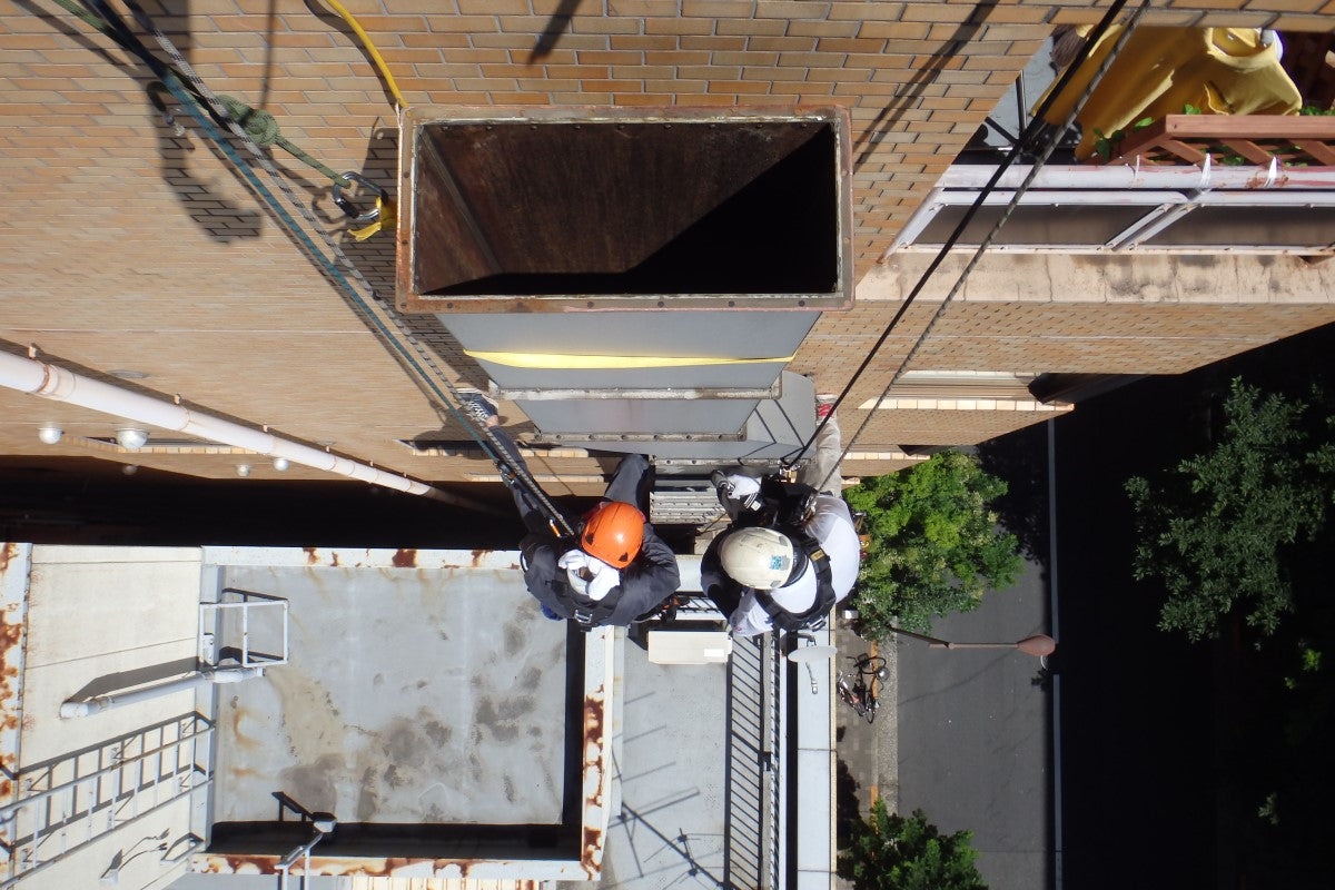 『ロープ高所作業』と『墜落制止用器具』の関連性について